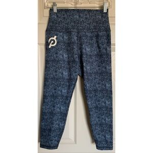 NWT Peloton Cadence Capri Leggings Women’s Medium